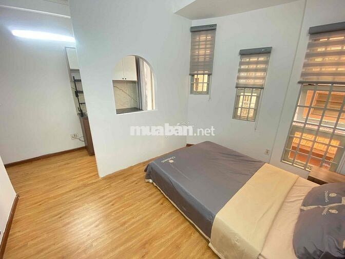 Phòng cho thuê Full Nội thất, Bancol, máy giặt riêng, hẻm xe hơi