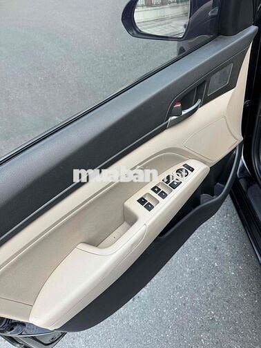 Hyundai Elantra 2019 1.6 MT bản full GLS