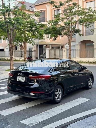 Hyundai Elantra 2019 1.6 MT bản full GLS