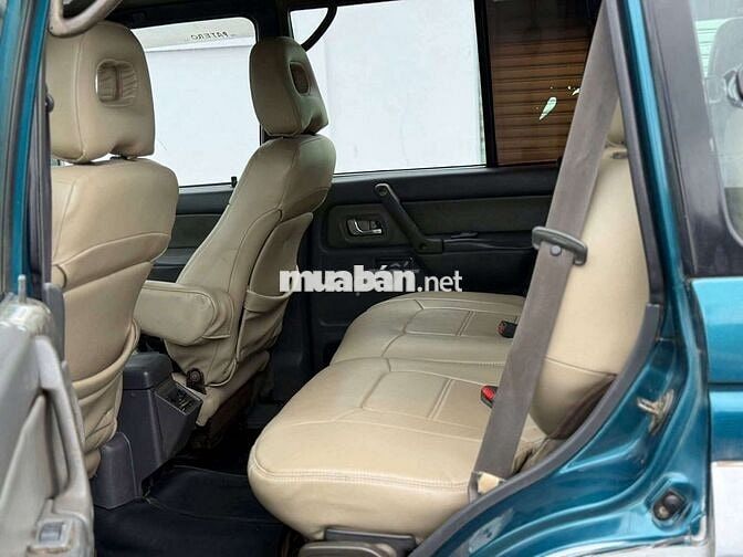 Mitsubishi Pajero V43 7 chỗ 2 cầu