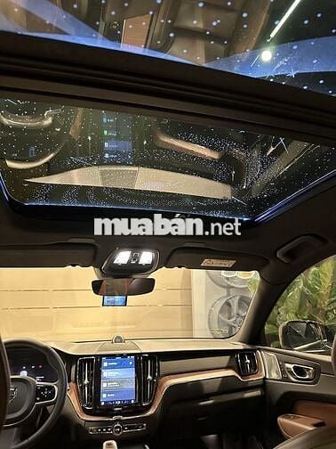 Volvo XC60 2022 Recharge T8 AWD - 25900 km