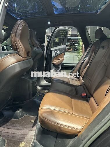 Volvo XC60 2022 Recharge T8 AWD - 25900 km