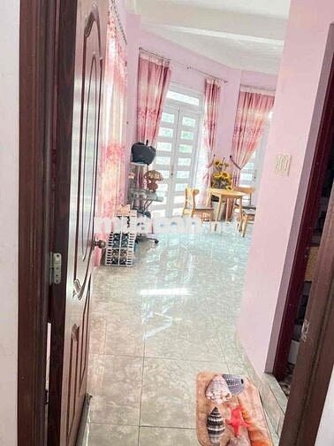 Nhà mặt tiền đẹp 4 lầu Nguyễn Văn Luông Q6 92.7m2 kd hoặc cho thuê