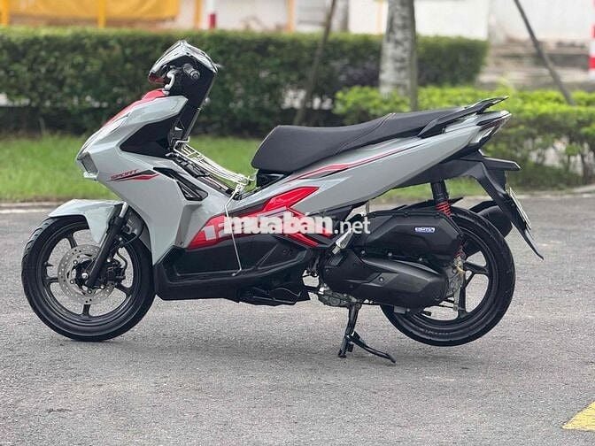 honda- air blade 4vall bs 43