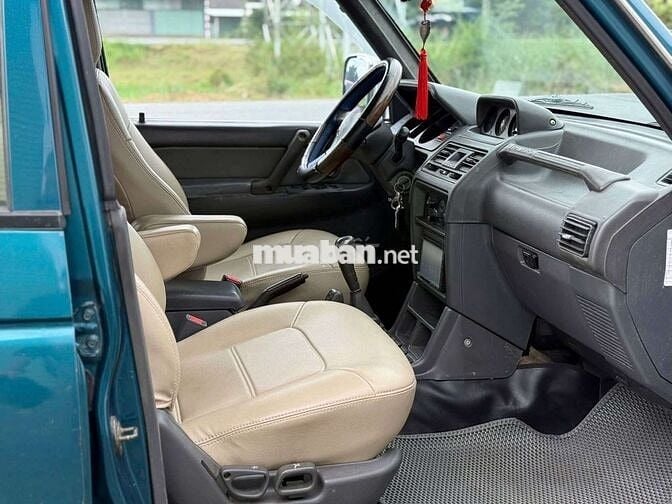 Mitsubishi Pajero V43 7 chỗ 2 cầu