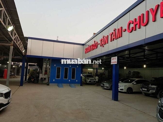 CHO THUÊ GIÁ RẺ NHÀ XƯỞNG SỬA CHỮA Ô TÔ 1500m2 Q7.Chủ nhà ***