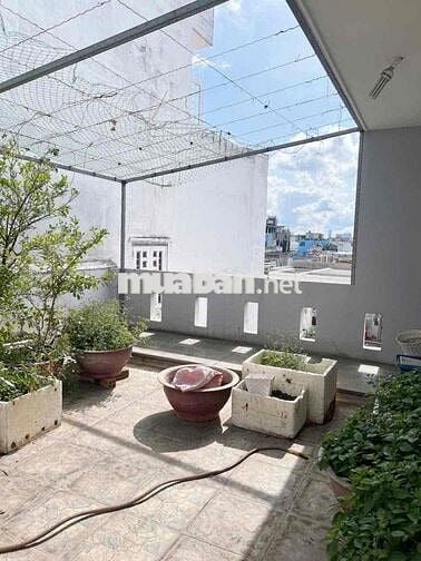 Nhà mặt tiền đẹp 4 lầu Nguyễn Văn Luông Q6 92.7m2 kd hoặc cho thuê