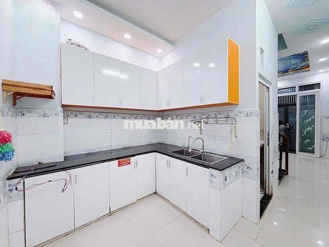 NHỈNH 5 TỈ - NHÀ 4 TẦNG- DTSD 182 M2- 4 PN- ĐÚC KIÊN CỐ- NHÀ MỚi