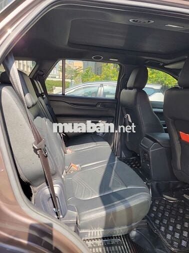 Ford Everest 2023 Titanium Plus 2.0L 4x4 AT