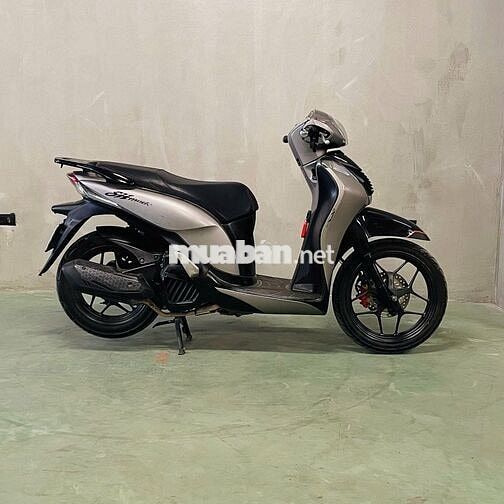 Honda SH Mode Bạc