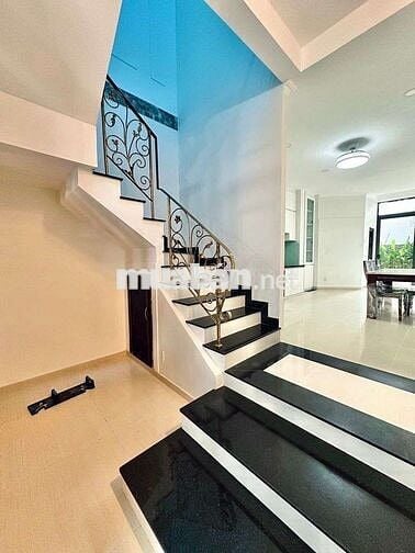 BÁN NHÀ ĐẸP GẦN CẦU THAM LƯƠNG – GIÁP TÂN BÌNH - 105M² NỞ HẬU TÀI LỘC