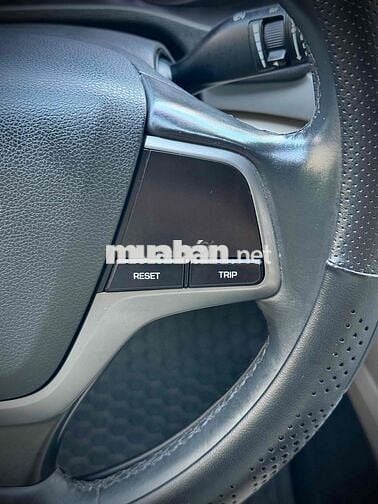 Hyundai Elantra 2019 1.6 MT bản full GLS