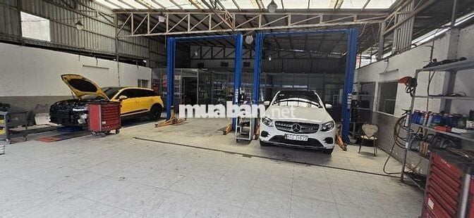 CHO THUÊ GIÁ RẺ NHÀ XƯỞNG SỬA CHỮA Ô TÔ 1500m2 Q7.Chủ nhà ***