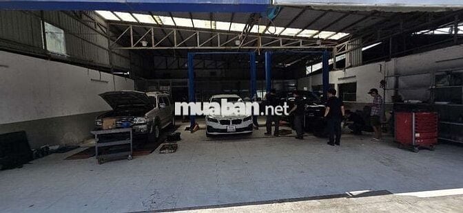 CHO THUÊ GIÁ RẺ NHÀ XƯỞNG SỬA CHỮA Ô TÔ 1500m2 Q7.Chủ nhà ***