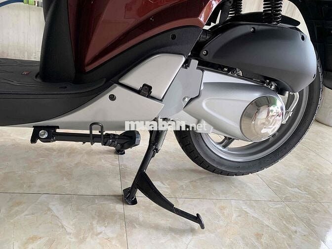 SH 150, 2010 nhập ITALY, xe còn rất mới và đẹp