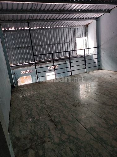 Nhà cho thuê nguyên căn gần Chợ Thiếc 