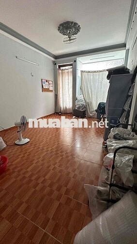 Phòng trọ 30m2 đường Thoại Ngọc Hầu, Tân Phú