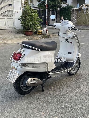 cần bán xe vespa Fi 2012 xe nguyên rin