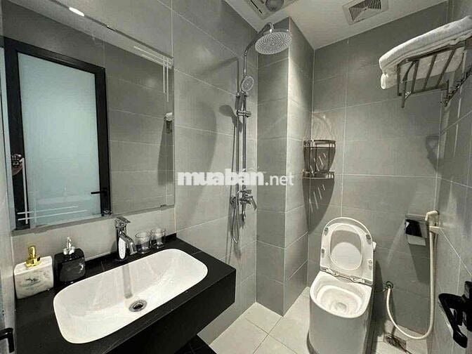 CHO THUÊ CĂN HỘ BAN CÔNG MỚI KENG NGAY LÊ VĂN SỸ QUẬN 3 AN NINH GIÁ RẺ