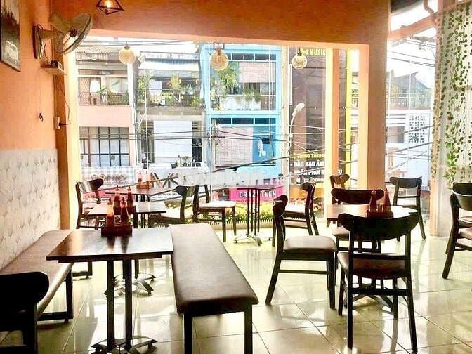 Góc 2MT 1054 Cách Mạng Tháng 8 _ 4x11 nở hậu 6m 1 Trệt 2 Lầu SânThượng