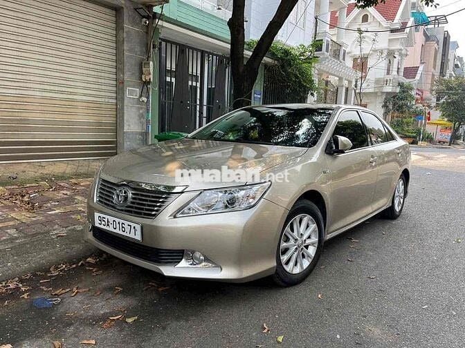 Toyota Camry 2015 2.0E  chính chủ
