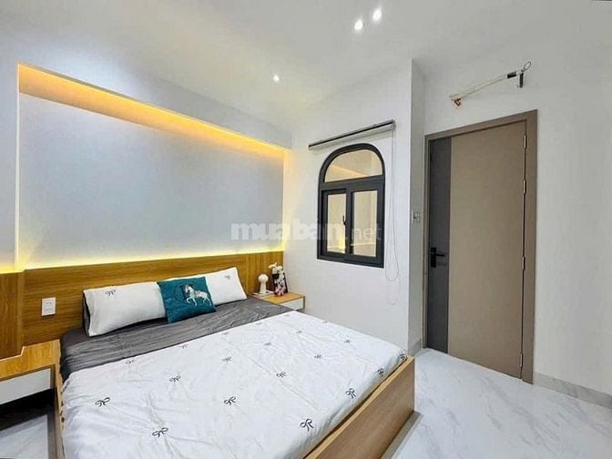 Bán nhà đẹp sổ riêng ở Hoàng Hoa Thám P5 Q.Bình Thạnh Giá 3tỷ740 63m2