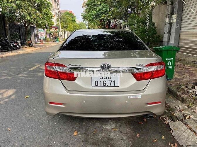 Toyota Camry 2015 2.0E  chính chủ