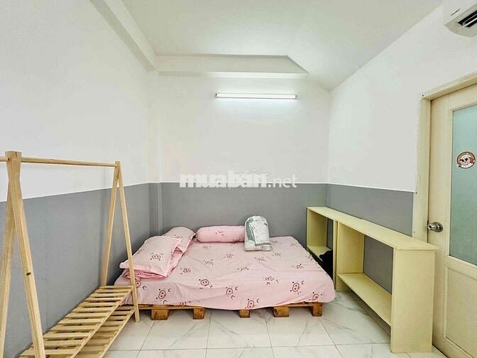 PHÒNG TRỌ GIÁ RẺ FULL NỘI THẤT, CỬA SỔ TRỜI, GIỜ GIẤT TỰ DO