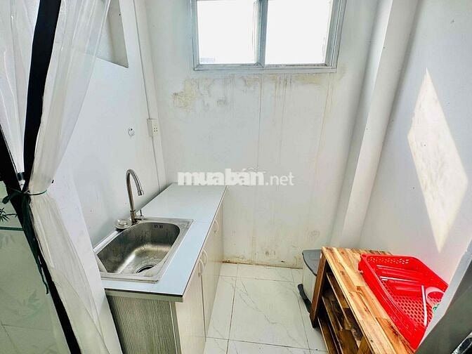 PHÒNG TRỌ GIÁ RẺ FULL NỘI THẤT, CỬA SỔ TRỜI, GIỜ GIẤT TỰ DO