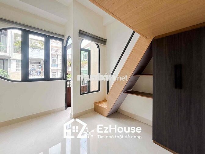 🚶‍♂️ Đi bộ qua IUH – Duplex có ban công siêu chill