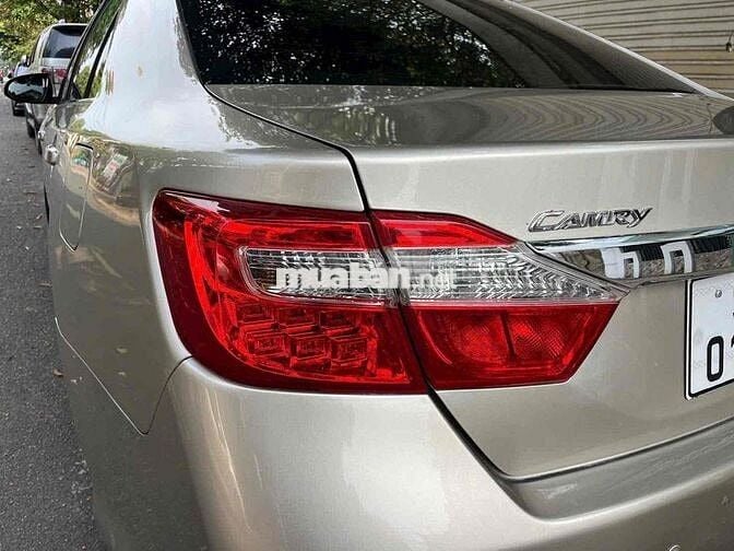 Toyota Camry 2015 2.0E  chính chủ