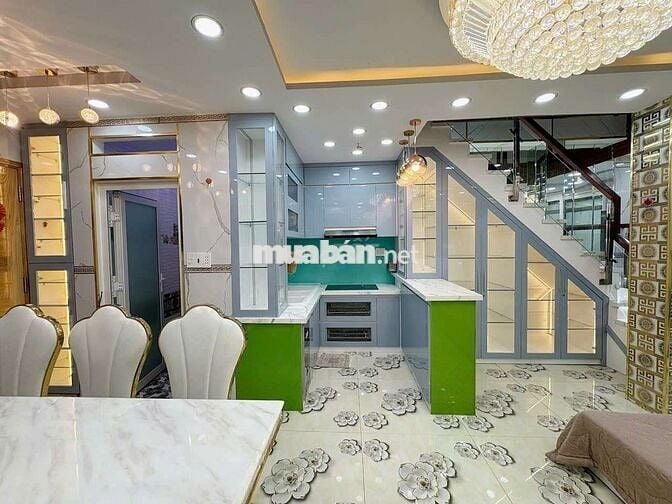 Căn hộ 40m2 Vừa ở Vừa kinh doanh ngay chân cầu Nguyễn Văn Cừ Quận 8