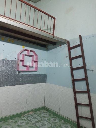 Phòng trọ giá rẻ, cạnh cafe Đặng M, cách đường Trần Hưng Đạo 20m