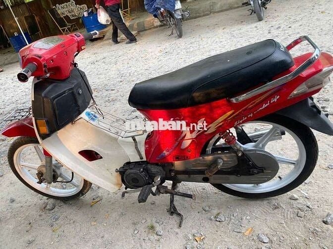 Max 50c hoc sinh xe may rin gia sinh viên bs65