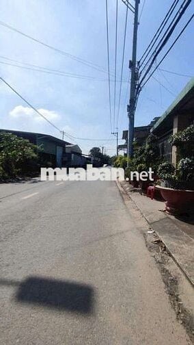 Nhà cấp 4 SHR mặt tiền Huỳnh Thị Na-Đông Thạnh-Hóc Môn.Dt 151m2~5,3ty