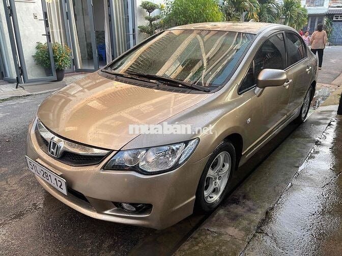 Honda Civic 2010 MT Lăn bánh 2011