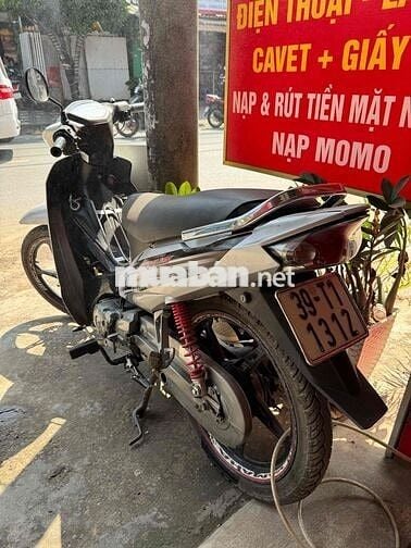 Sirius máy thái,máy bao zin.siêu chất.xe rất đẹp ạ