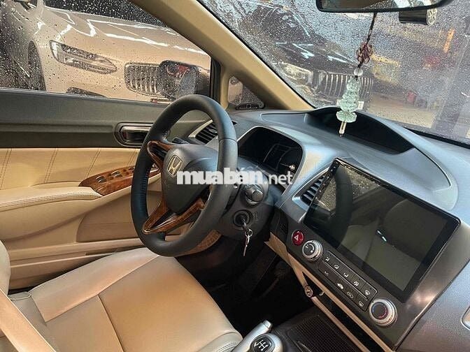 Honda Civic 2010 MT Lăn bánh 2011