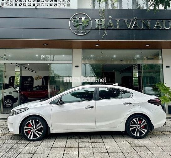 Kia Cerato 2017 1.6 MT - 88000 km