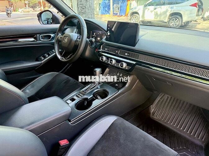 Honda Civic 2023 RS 1.5 AT - 52000 km