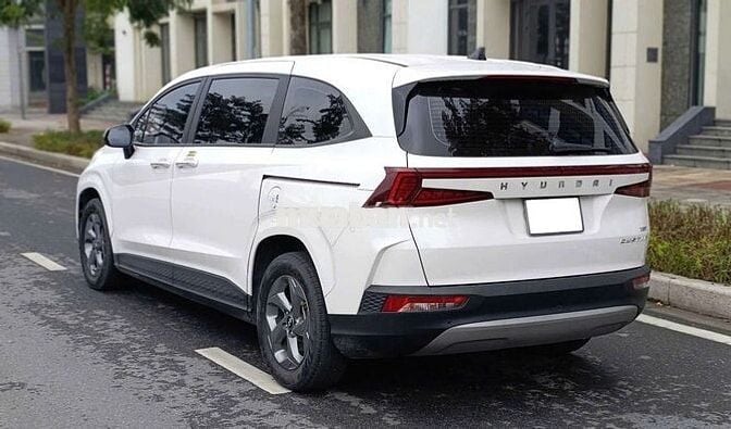 Hyundai Custin 2023 7 chỗ 48.000 km