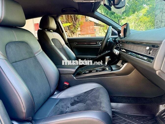 Honda Civic 2023 RS 1.5 AT - 52000 km