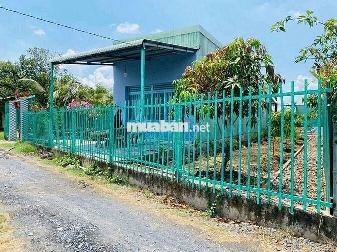 Chủ bán cả đất cả nhà   có thổ cư