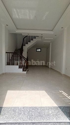 Nhà mới xây 5 tầng – khu Phượng Nghĩa, tiện lợi di chuyển