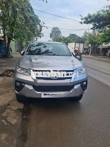 Toyota Fortuner 2017 Dầu Số sàn 110000 km