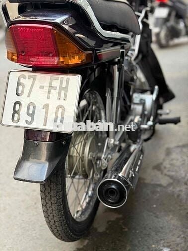 Dream 49cc Biển số 67-8910 có giao lưu