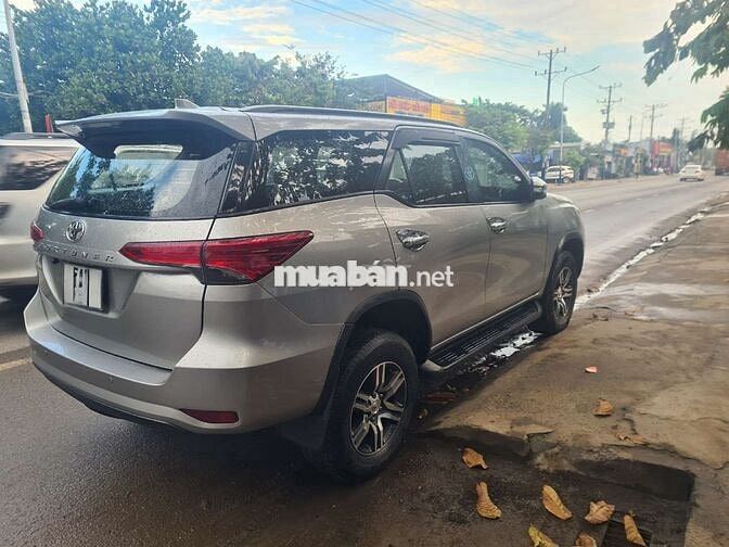 Toyota Fortuner 2017 Dầu Số sàn 110000 km