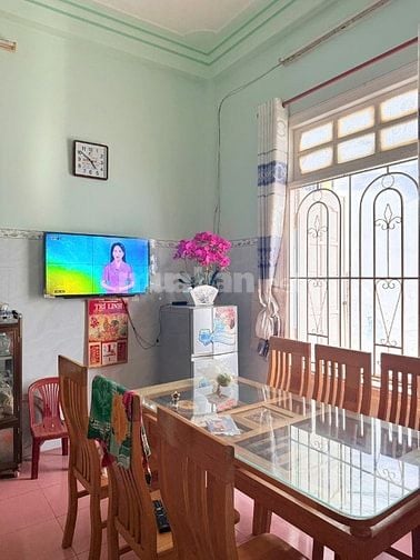 Bán nhà góc 2MT-DT130M2-3tầng-3pn-3WC-Nguyễn Quyền-vĩnh Hải-NT- 7tỷ5 