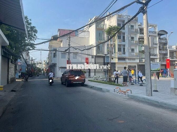 Mặt bằng kinh doanh hẻm 79 Âu Cơ, q11