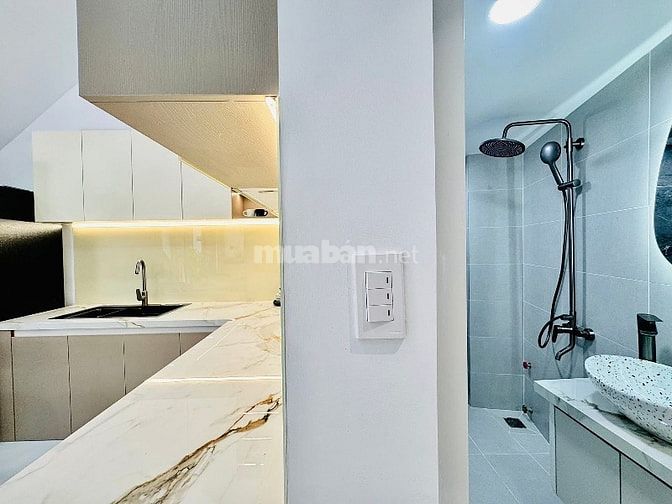 Chú Trường cần bán nhà đ.Lê Trực P.7 Q.Bình Thạnh giá chỉ 1 tỷ 980Tr